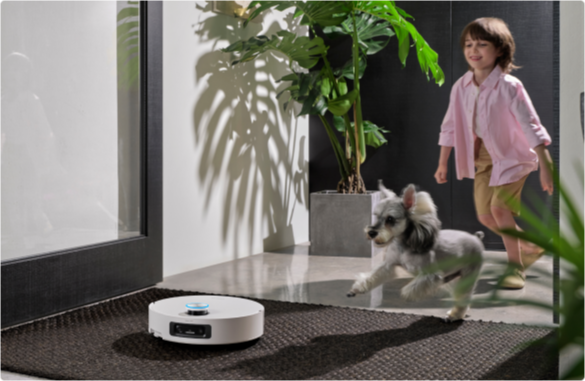 Dreame Aqua10 Ultra Roller Complete robot aspirador que eleva el cepillo y la mopa para cruzar alfombras rápidamente hacia la siguiente habitación